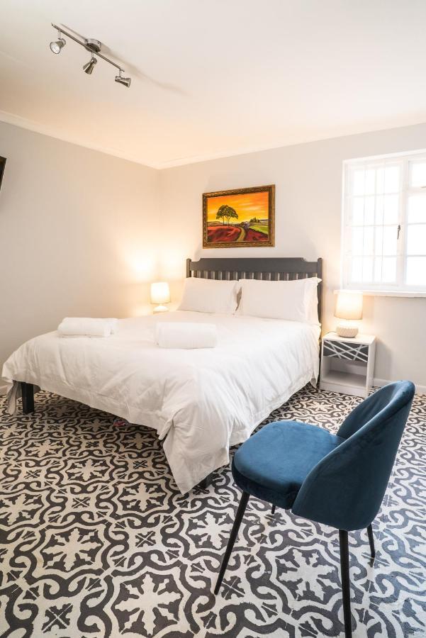 The Beautiful South Guesthouse Stellenbosch Ngoại thất bức ảnh