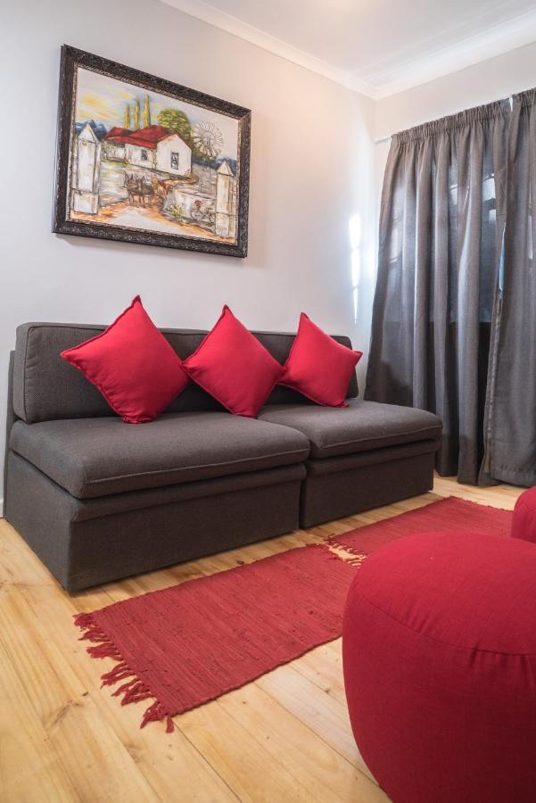 The Beautiful South Guesthouse Stellenbosch Ngoại thất bức ảnh