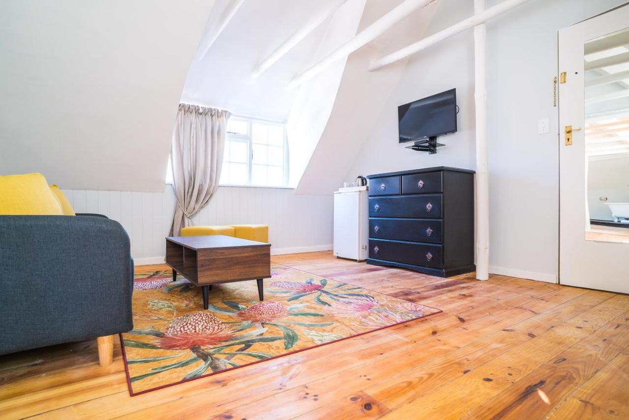 The Beautiful South Guesthouse Stellenbosch Ngoại thất bức ảnh