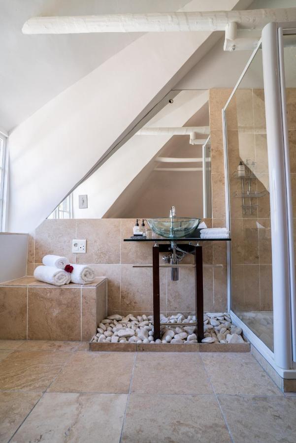 The Beautiful South Guesthouse Stellenbosch Ngoại thất bức ảnh